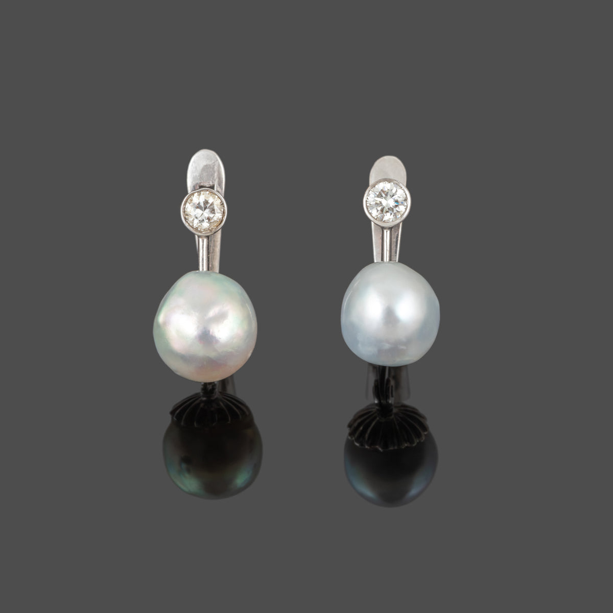 Par de Brincos com Pérolas e Diamantes
